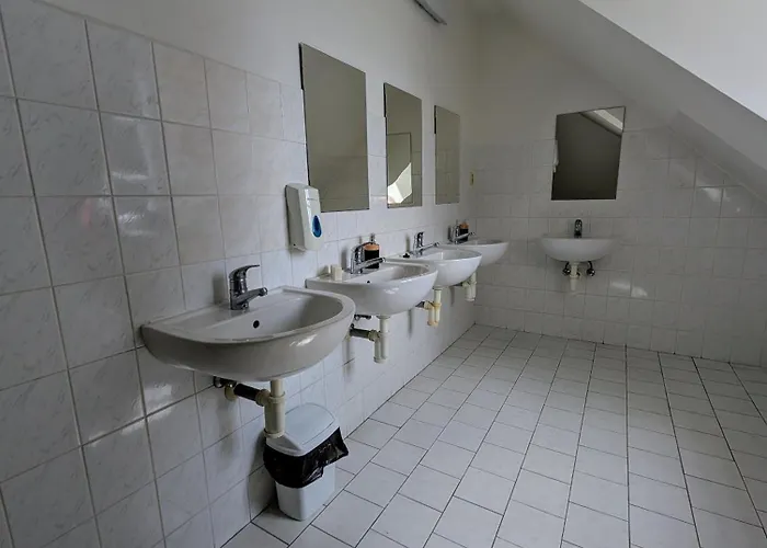 Zámek Hostal
