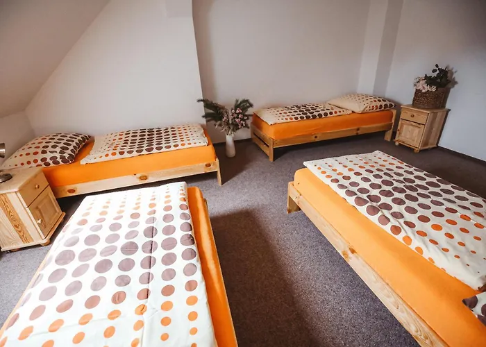Zámek Hostal